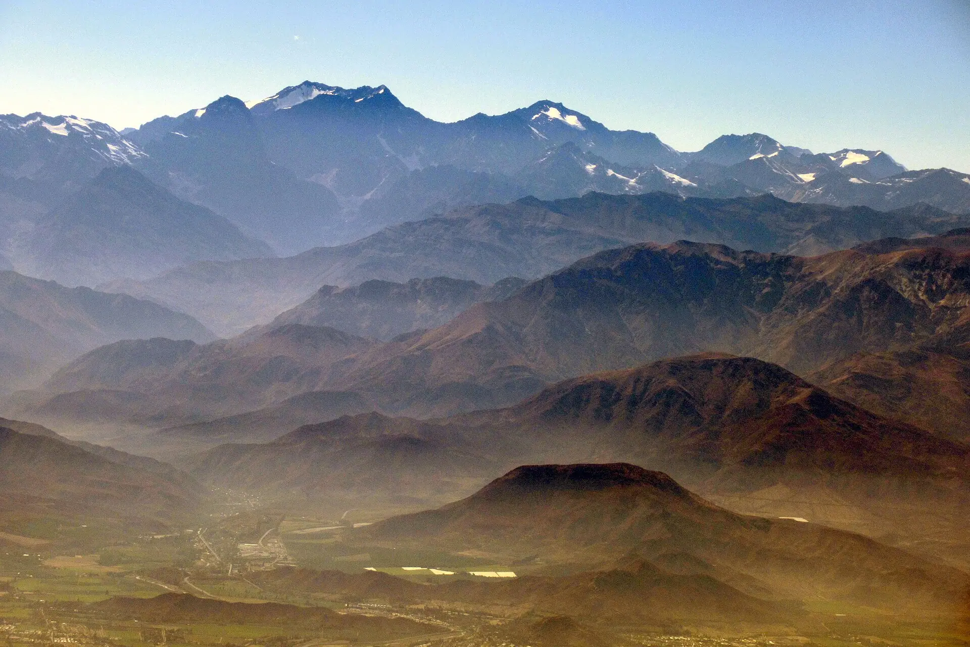 Cordillera de Los Andes sobre el Valle del Aconcagua