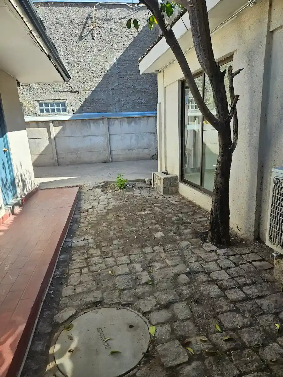 Casa para oficinas en calle Papudo, fotografía 8
